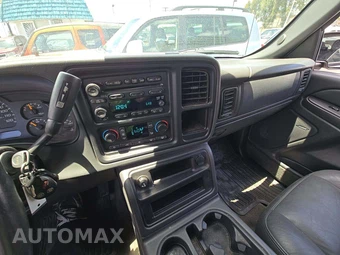 2005 GMC Sierra 2500HD SLT Crew Cab Medium Bed 1SD - miniatura 10