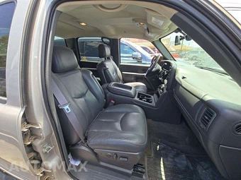 2005 GMC Sierra 2500HD SLT Crew Cab Medium Bed 1SD - miniatura 18