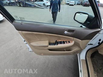 2005 Honda Accord Sedan EX-L – miniatura 9