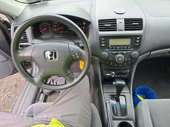 2005 Honda Accord Sedan LX - miniatura 10