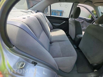 2005 Honda Civic Sedan VP – miniatura 16