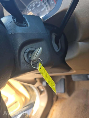 2005 Honda Pilot LX - miniatura 8