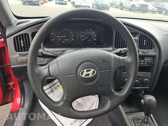 2005 Hyundai Elantra GLS Sedan – miniatura 10