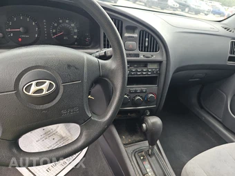 2005 Hyundai Elantra GLS Sedan – miniatura 11
