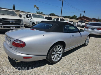 2005 Jaguar XK8 Convertible – miniatura 4