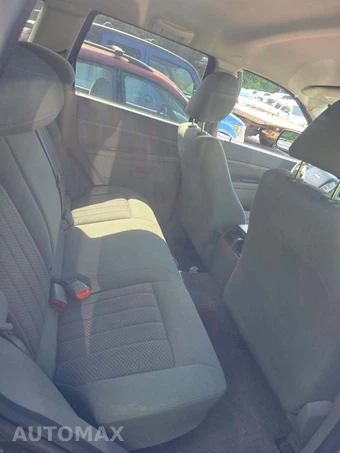 2005 Jeep Grand Cherokee Laredo – miniatura 16