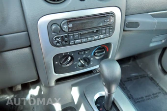 2005 Jeep Liberty Limited Edition - miniatura 27