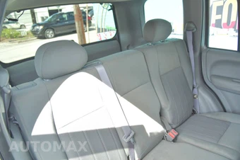 2005 Jeep Liberty Limited Edition - miniatura 44