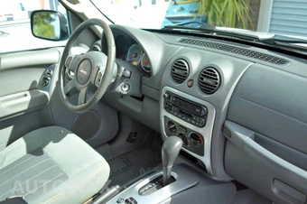 2005 Jeep Liberty Limited Edition - miniatura 50