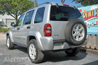 2005 Jeep Liberty Limited Edition - miniatura 7