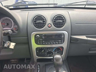 2005 Jeep Liberty Limited Edition – miniatura 10