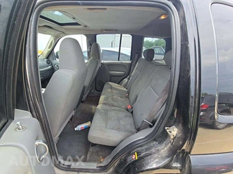 2005 Jeep Liberty Limited Edition – miniatura 13