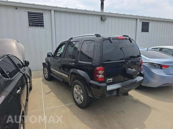 2005 Jeep Liberty Limited Edition – miniatura 2
