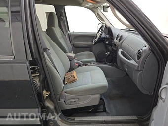 2005 Jeep Liberty Sport – miniatura 8