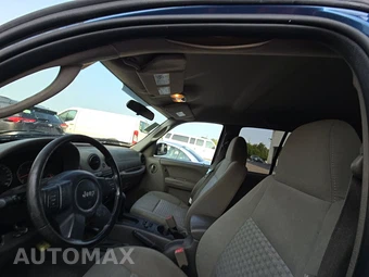 2005 Jeep Liberty Sport - miniatura 19