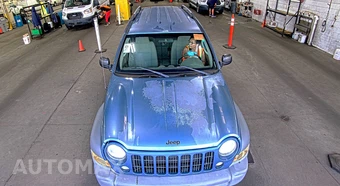 2005 Jeep Liberty Sport - miniatura 2