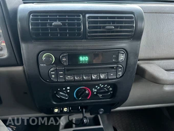 2005 Jeep Wrangler Sport - miniatura 13