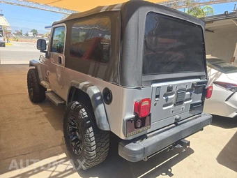 2005 Jeep Wrangler Unlimited – miniatura 6