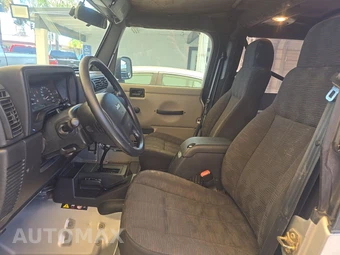 2005 Jeep Wrangler Unlimited – miniatura 7