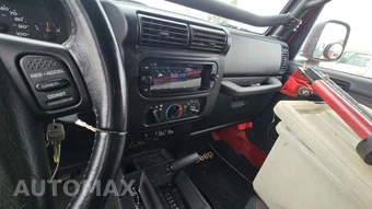 2005 Jeep Wrangler Unlimited Rubicon LWB - miniatura 27