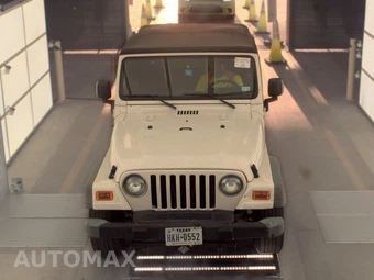 2005 Jeep Wrangler X – miniatura 2