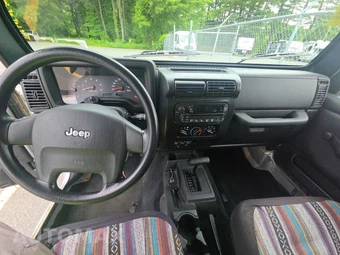 2005 Jeep Wrangler X – miniatura 11