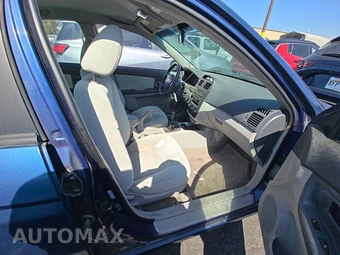 2005 Kia Spectra EX Sedan - miniatura 8
