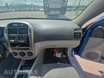 2005 Kia Spectra5 Hatchback – miniatura 19