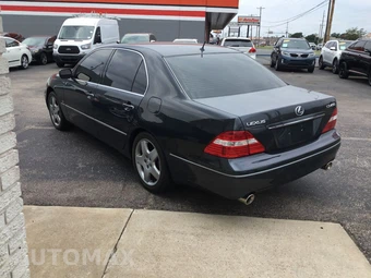 2005 Lexus LS 430 - miniatura 3