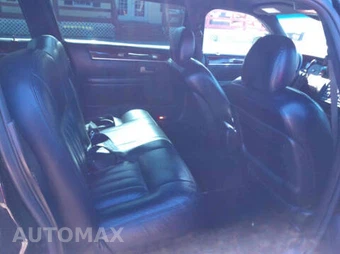 2005 Lincoln Town Car Executive w/Limousine Builders Pkg - miniatura 9