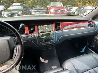 2005 Lincoln Town Car Executive w/Limousine Builders Pkg - miniatura 14