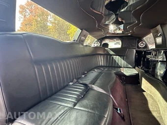 2005 Lincoln Town Car Executive w/Limousine Builders Pkg - miniatura 20