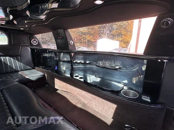 2005 Lincoln Town Car Executive w/Limousine Builders Pkg - miniatura 21