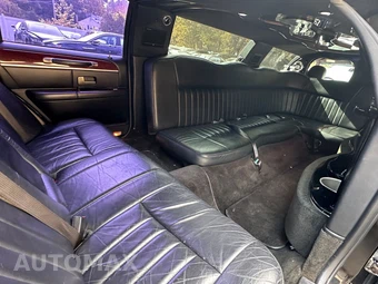 2005 Lincoln Town Car Executive w/Limousine Builders Pkg - miniatura 25