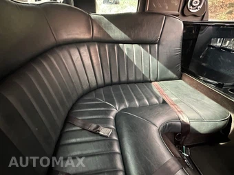 2005 Lincoln Town Car Executive w/Limousine Builders Pkg - miniatura 31
