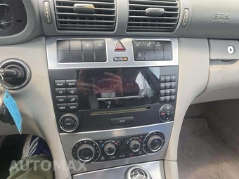 2005 Mercedes-Benz C 230 Kompressor Sedan – miniatura 10