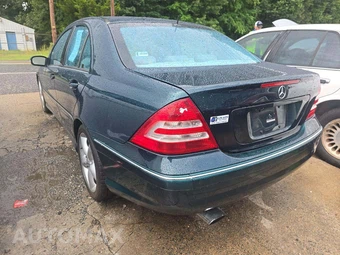 2005 Mercedes-Benz C 230 Kompressor Sedan – miniatura 2
