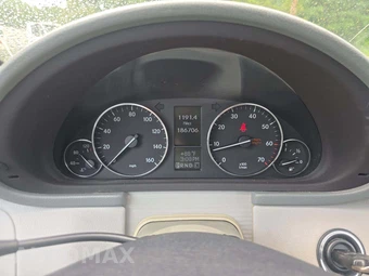 2005 Mercedes-Benz C 230 Kompressor Sedan – miniatura 9