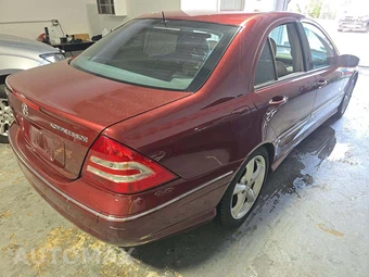 2005 Mercedes-Benz C 230 Kompressor Sedan – miniatura 3