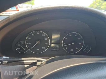 2005 Mercedes-Benz C 240 4MATIC Sedan – miniatura 9