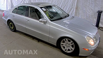 2005 Mercedes-Benz E 320 4MATIC Sedan – miniatura 3
