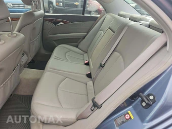 2005 Mercedes-Benz E 320 Sedan - miniatura 10