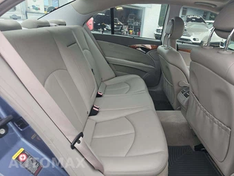 2005 Mercedes-Benz E 320 Sedan - miniatura 13