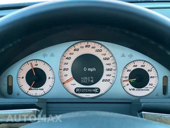2005 Mercedes-Benz E 55 AMG Sedan - miniatura 14
