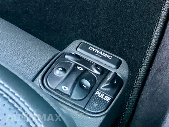 2005 Mercedes-Benz E 55 AMG Sedan - miniatura 17
