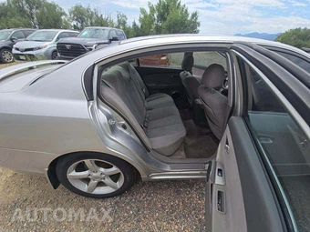 2005 Nissan Altima 3.5 SE - miniatura 13