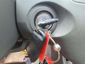 2005 Nissan Altima 3.5 SE - miniatura 5