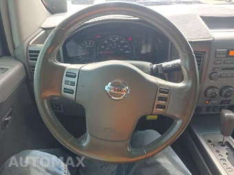 2005 Nissan Armada SE - miniatura 10
