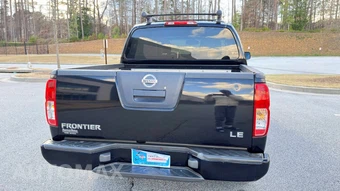 2005 Nissan Frontier LE Crew Cab Medium Bed - miniatura 10