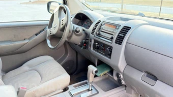 2005 Nissan Frontier LE Crew Cab Medium Bed - miniatura 12